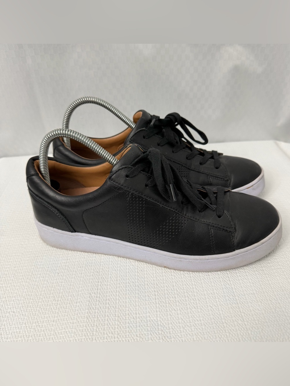 Vionic Honey Leather Causal Sneaker Black Size 9